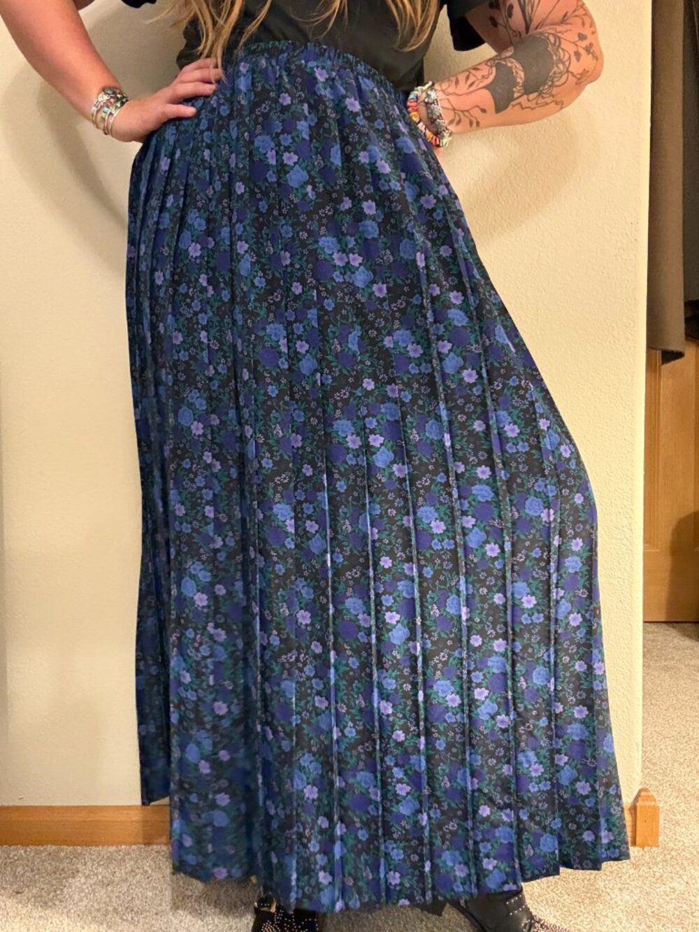 Vintage Leslie Fay Dark Floral Pleated Midi Elastic Waist Skirt Plus Size 16/18 - Picture 9 of 9